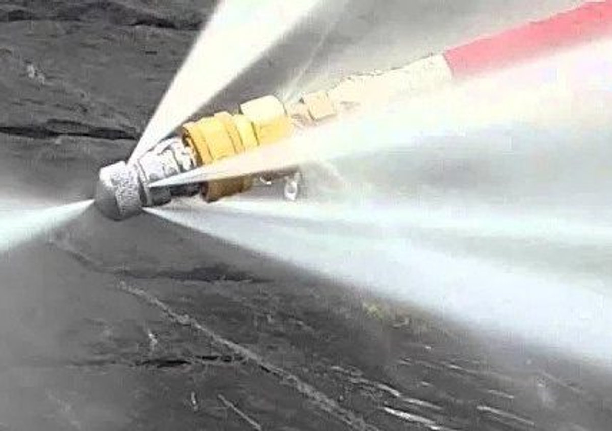 Hydro jetting equipment in action
